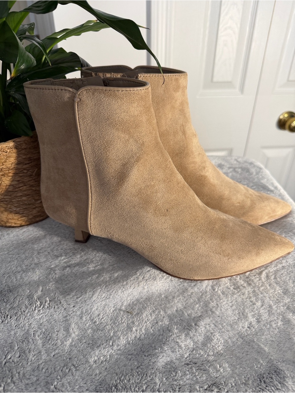 Womens Tan Faux Suede Kitten Heel Pointed Toe Ankle Boots